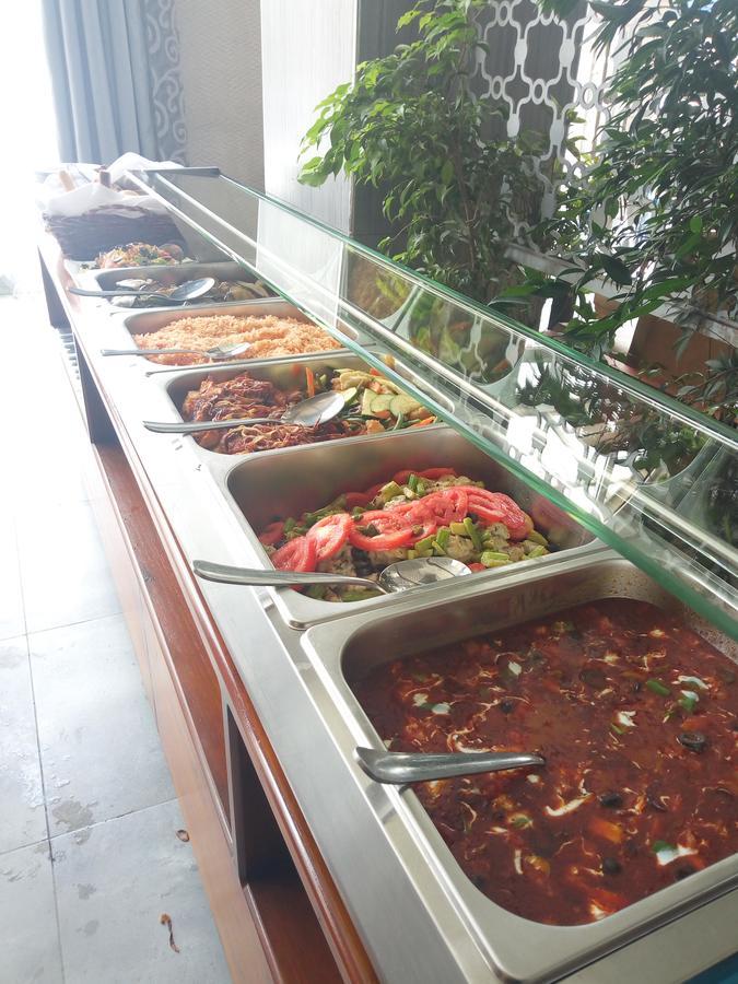 Yinm Furnished Apartment Addis Abeba Buitenkant foto