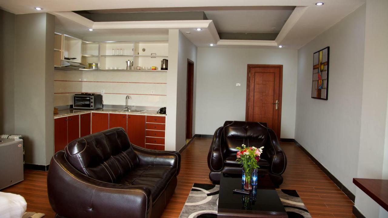 Yinm Furnished Apartment Addis Abeba Buitenkant foto