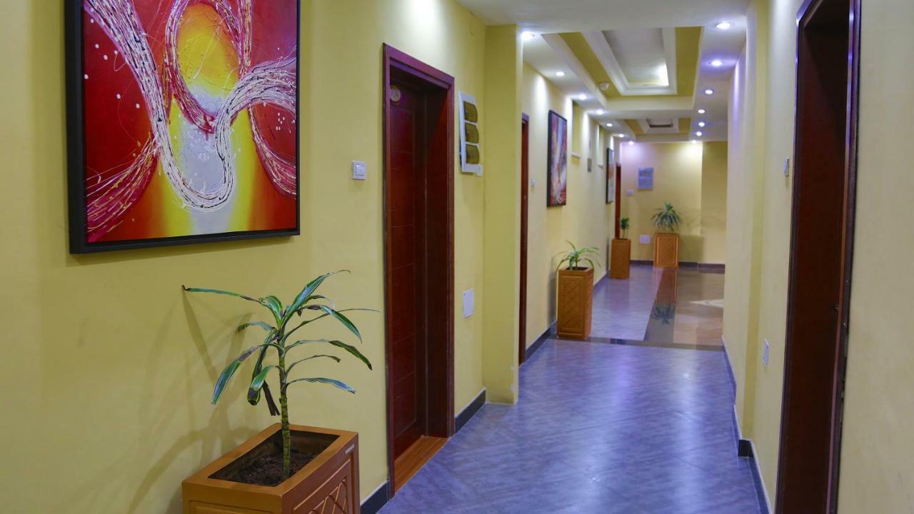 Yinm Furnished Apartment Addis Abeba Buitenkant foto