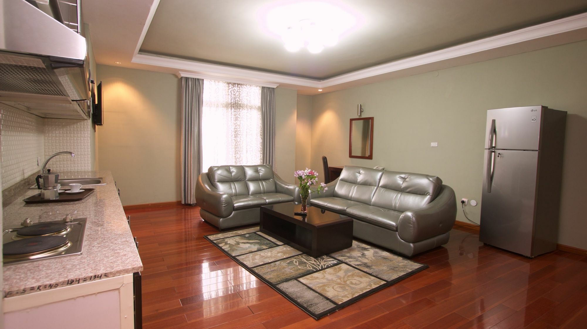 Yinm Furnished Apartment Addis Abeba Buitenkant foto